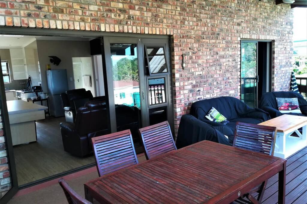 2 Bedroom Guest Suite At A-Frame Glengariff Beach Glen Eden Ngoại thất bức ảnh