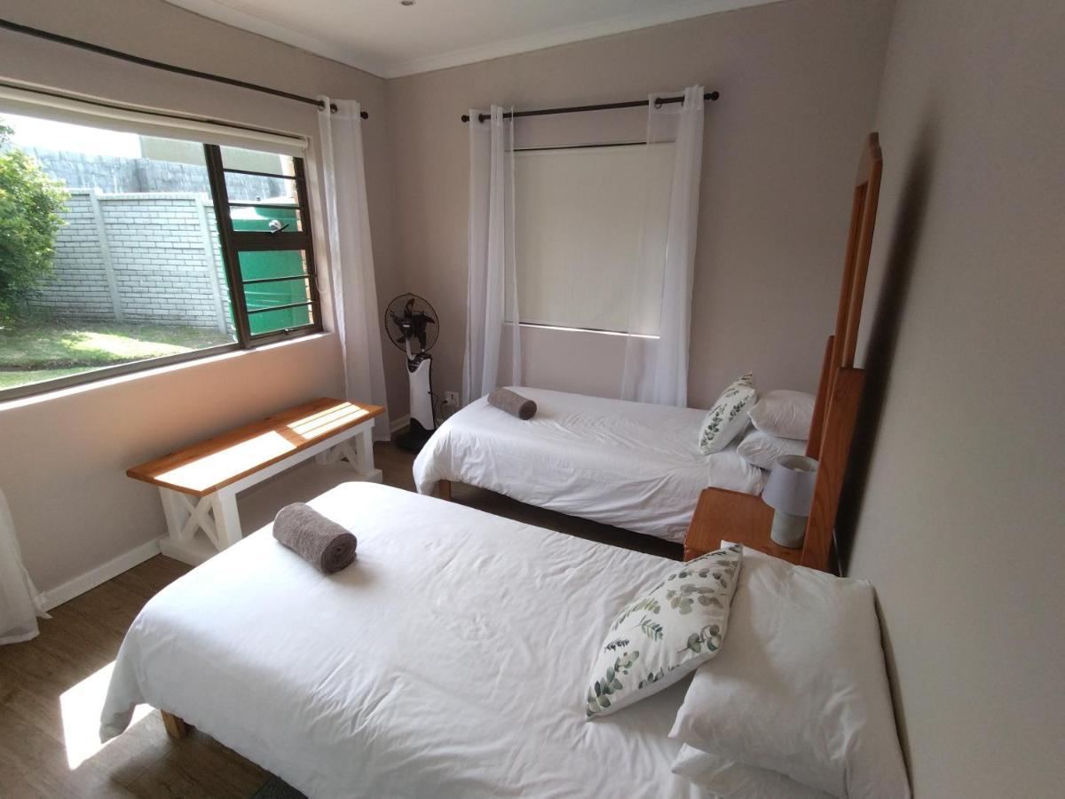2 Bedroom Guest Suite At A-Frame Glengariff Beach Glen Eden Ngoại thất bức ảnh
